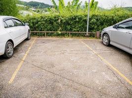 parcheggio libero con spazio per fotocopie foto