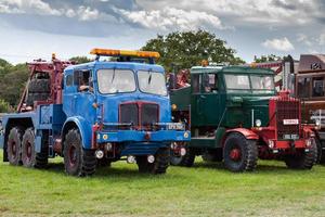 Rudgwick, Sussex, Regno Unito, 2011. vecchi camion in mostra foto