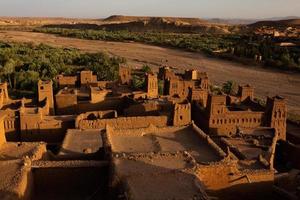 kasbah ait ben haddou in marocco. fortezze e tradizionali case di argilla del deserto del Sahara. foto