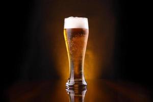 bicchiere di birra chiara