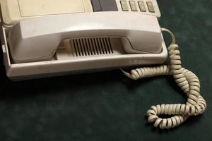 telefono vintage con cornetta e segreteria telefonica foto