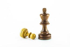 figura di scacchi su sfondo bianco foto
