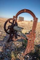 Dungeness, Kent, Regno Unito, 2008. vecchio mangano sulla spiaggia foto