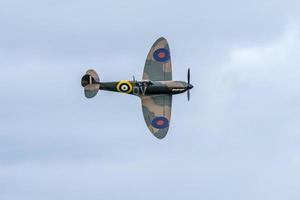 shoreham-by-sea, sussex occidentale, regno unito, 2014. spitfire mk ixt pv202 qv foto