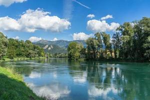 fiume adda a brivio lombardia italia foto