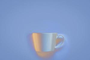 tazza in ceramica bianca iridescente vuota foto