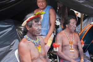 brasilia, df, brasile-12 aprile 2022 migliaia di indigeni provenienti da tutto il brasile scendono a brasilia, per l'annuale accampamento di terra libera o acampamento terra livre. foto