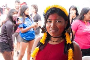 brasilia, df, brasile-12 aprile 2022 migliaia di indigeni provenienti da tutto il brasile scendono a brasilia, per l'annuale accampamento di terra libera o acampamento terra livre. foto