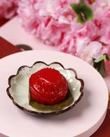 torta di tartaruga rossa ang ku kueh o kue ku la famosa pasticceria cinese di buon auspicio per la longevità, buona fortuna foto