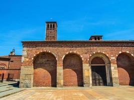 hdr chiesa di sant'ambrogio, milano foto