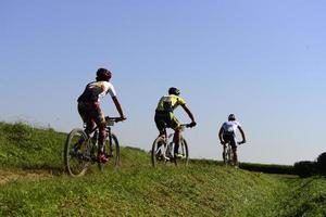 chiangrai, tailandia, 29-11-14, sfida in mountain bike di singha foto