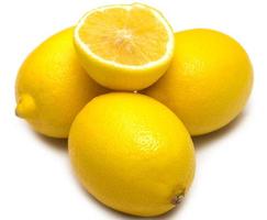 frutta fresca al limone foto