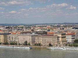 budapest sul fiume Danubio foto