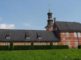 la città di Husum al mare del nord foto