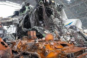 guerra distrutta nell'aeroporto dell'Ucraina dalle truppe russe foto