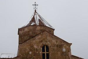 chiesa di odzun nel villaggio di odzun dei lori armenia. foto