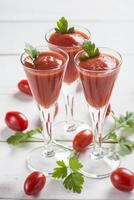 cocktail con succo di pomodoro