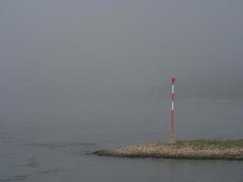 il fiume Reno in Germania foto