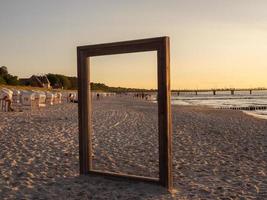 tramonto sulla spiaggia di Ofzingst foto