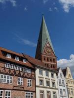 la città di Lueneburg nel nord della Germania foto