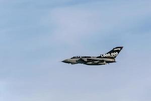 Eastbourne, Sussex orientale, Regno Unito, 2012. tornado gr4 flypast ad airbourne foto