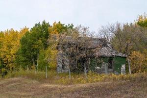 fattoria abbandonata dai primi anni del 1900 nelle praterie canadesi foto
