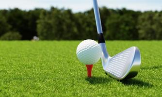 pallina da golf su tee e mazza da golf con sfondo verde fairway. concetto di sport e atletico. rendering di illustrazioni 3d foto