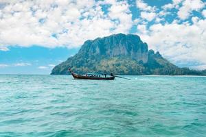 paesaggi marini e isole tropicali a krabi foto