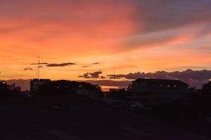 cielo dorato e nuvole foto