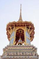 Wat Phra Kaew è un punto di riferimento della Tailandia. foto