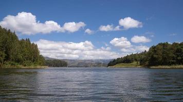 lago bunyonyi, uganda, africa foto