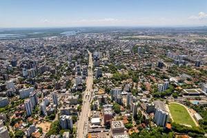 veduta aerea di porto alegre, rs, brasile. foto aerea della più grande città del sud del brasile.