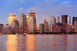 panorama di crepuscolo di New York City Manhattan