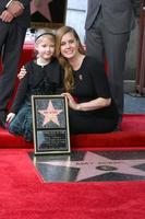 los angeles, 11 gennaio - aviana olea le gallo, amy adams alla cerimonia della stella di amy adams all'hollywood walk of fame l'11 gennaio 2017 a los angeles, ca foto