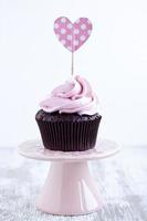 cupcake al cioccolato rosa