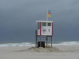 sulla spiaggia dell'isola di juist foto