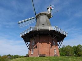 il porto di greetsiel in germania foto