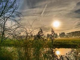 il piccolo fiume aa vicino a Borken foto