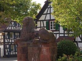 la piccola città di Kandel nel pfalz tedesco foto