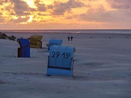 serata estiva presso la spiaggia di juist foto