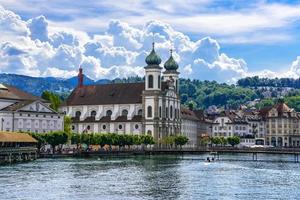 chiesa dei gesuiti, jesuitenkirche a lucerna, lucerna, svizzera foto