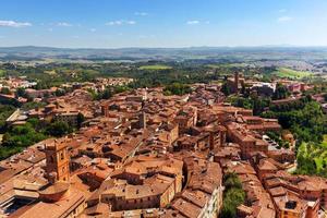 siena, italia panoramica vista città sul tetto. regione toscana foto