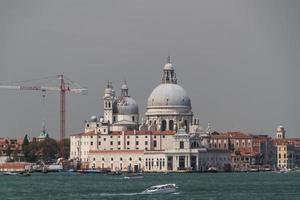 la basilica santa maria della salute a venezia foto