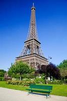 torre eiffel, parco estivo a parigi, francia foto