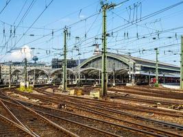 treni hdr in stazione foto