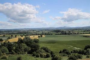 una vista della campagna dello Shropshire dalla collina di Lyth vicino a Shrewsbury foto