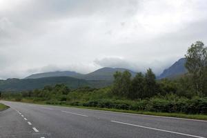 una vista degli altopiani scozzesi vicino a ben nevis foto