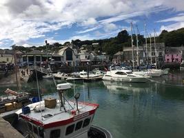 una vista del porto di Padstow in Cornovaglia foto