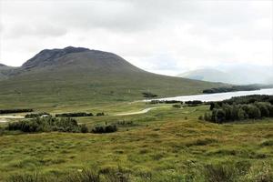 una vista degli altopiani scozzesi vicino a ben nevis foto