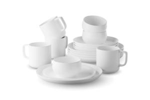 ciotola bianca piatto bianco e tazza bianca isolata su sfondo bianco rendering 3D foto